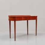1040 3463 DRESSING TABLE